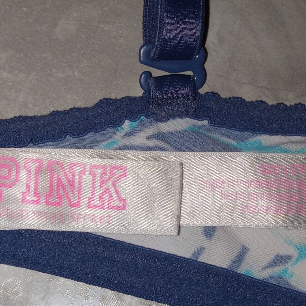 Pink by Victoria's secret where everywhere lightly lined 32C logo bra - Picture 5 of 7